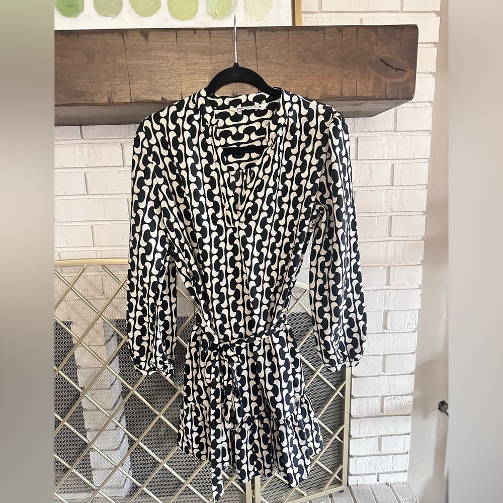 mini dress black and white